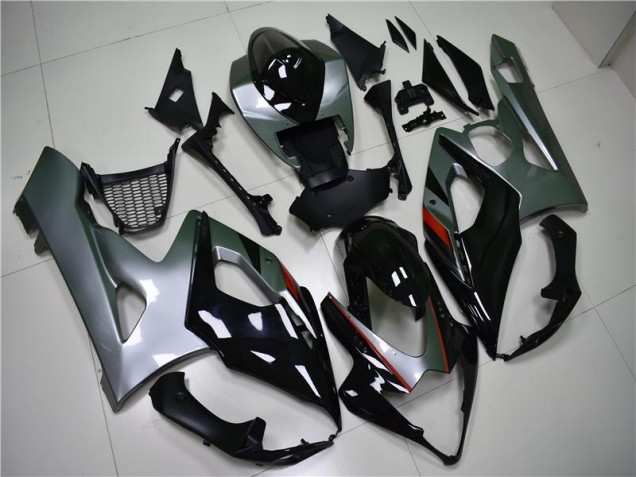 GSXR 1000 K5 2005-2006 Verkleidungen - Schwarz Silber GSXR 1000 K5 2005-2006 Verkleidungen - Schwarz Silber