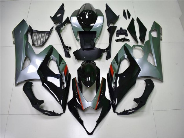 GSXR 1000 K5 2005-2006 Verkleidungen - Schwarz Silber GSXR 1000 K5 2005-2006 Verkleidungen - Schwarz Silber