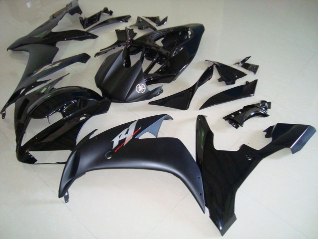 R1 2004-2006 Verkleidungen - Glänzend Schwarz R1 2004-2006 Verkleidungen - Glänzend Schwarz