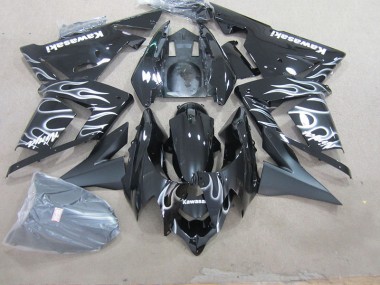 ZX10R 2003-2005 Verkleidungen - Schwarz mit Weißer Flamme